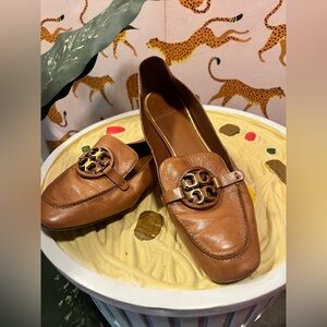 tory burch leather driving mocassins